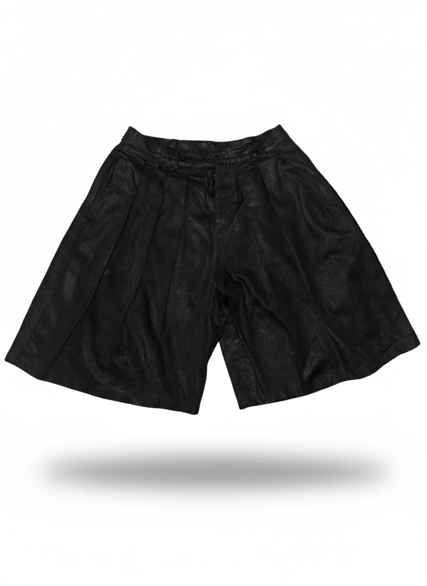 Wax Denim Pleated Short